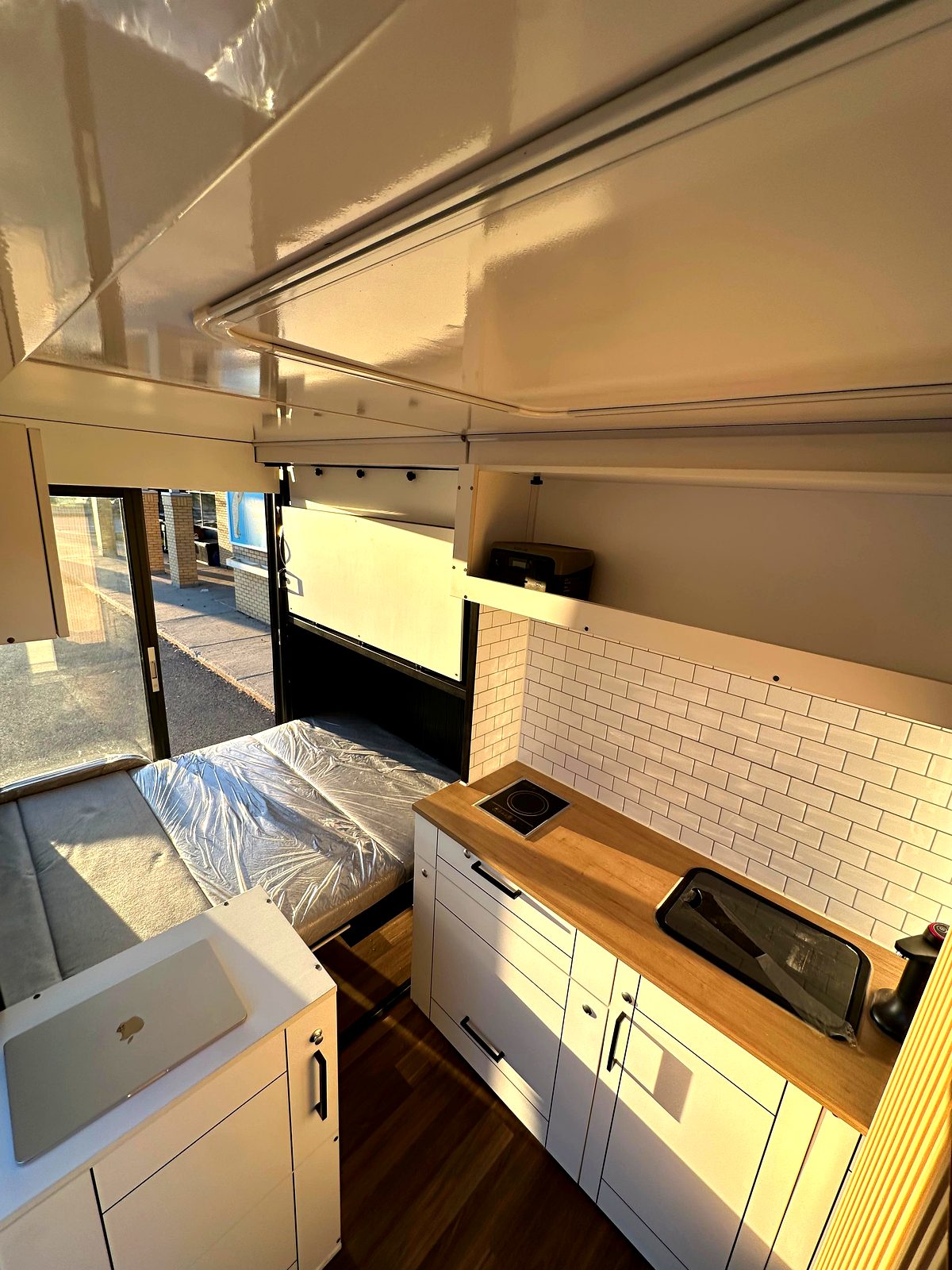 Espace bureau avec table